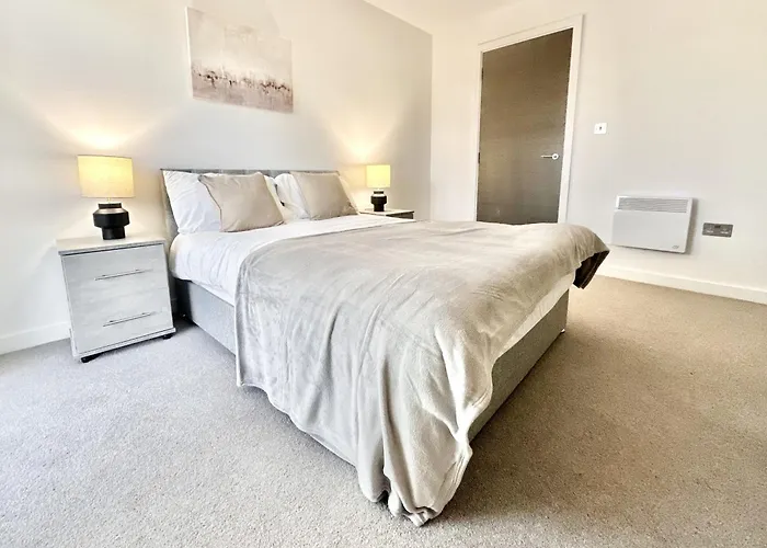 40 Citygate Apartment